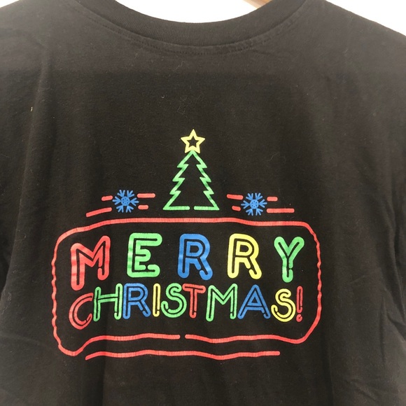 ‘Merry Christmas' Neon Sign Graphic T-shirt Size M - Picture 3 of 4